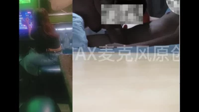 [原创] 潮吹少妇！见面就开房连续潮吹7次！